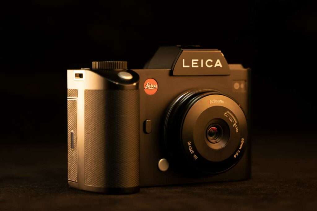 Leica SL body med Pancake linse fra 7artisans