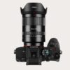 50mm F1.8 med autofokus prime objektiv.