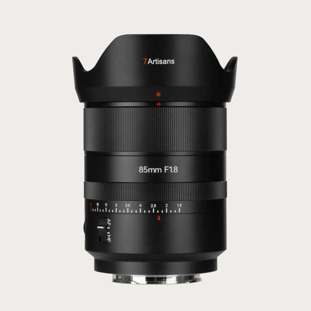 85mm portrett objektiv fra 7artisans med F1.8 blender og autofokus.